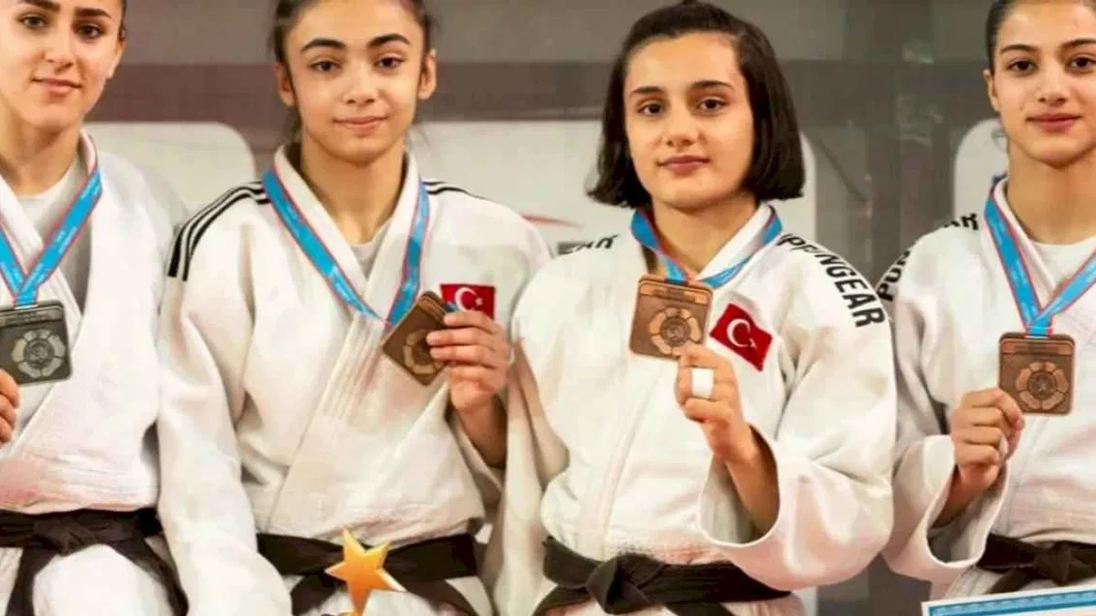 Bursa Gemlik Belediyespor başarıya koşuyor