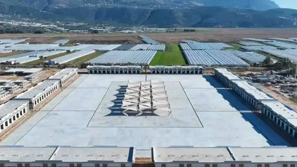 Antalya'da Kınık Toptancı Hal Kompleksi ticaretin kalbi olacak