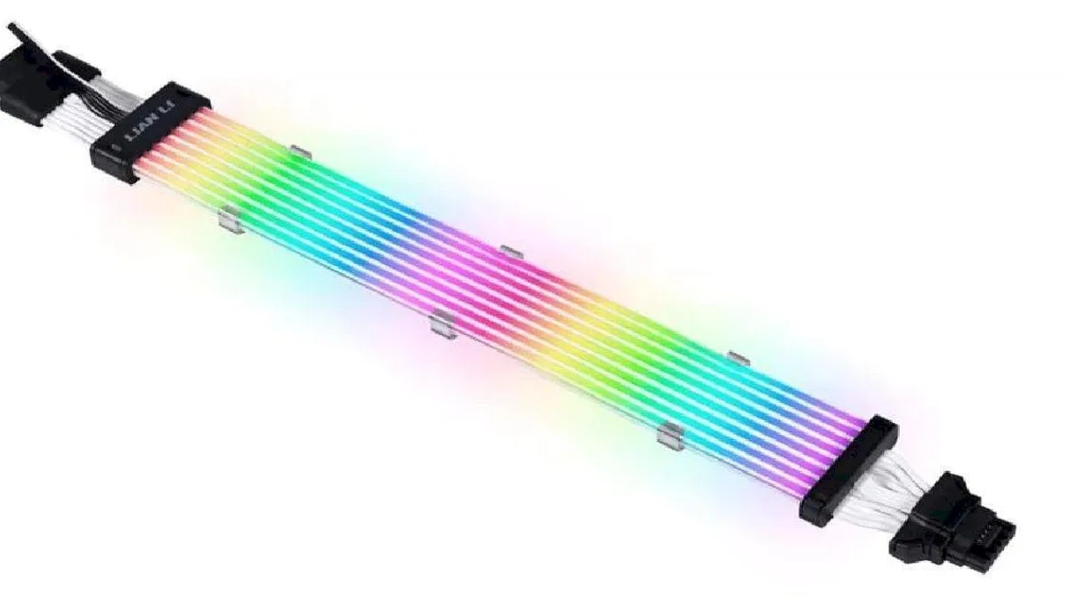 Lian Li, 16-Pin 12VHPWR Kablosuyla RGB’yi Adaptörlere Getiriyor