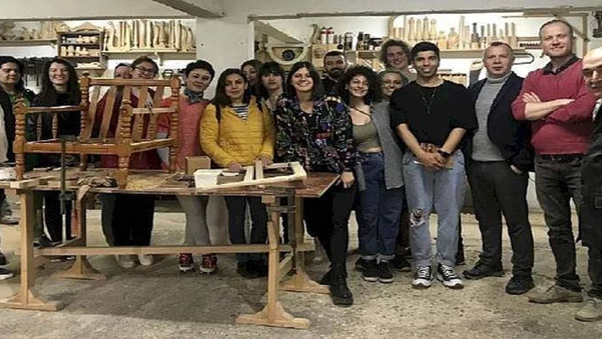 Mobilya Akademi'ye yoğun ilgi