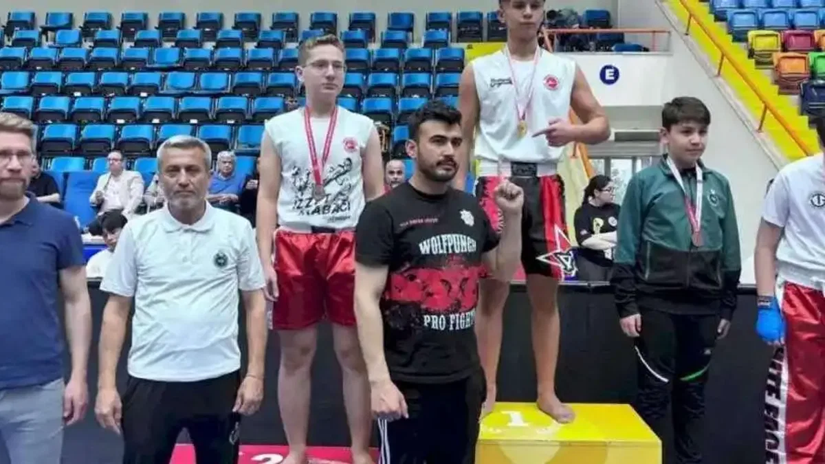 Konya Karataylı sporculardan altın madalya yağmuru