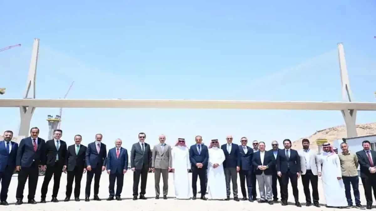 Bakan Uraloğlu Riyad’da... Türkiye-Suudi Arabistan ulaşım iş birliği masada