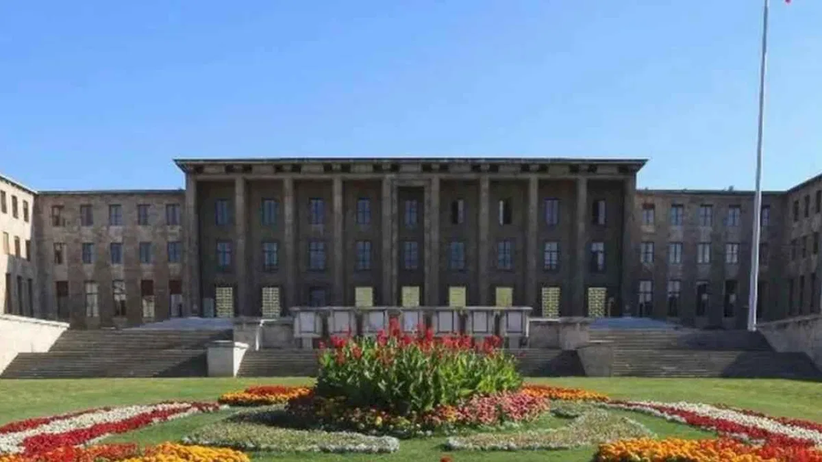 TBMM cezalar ve yeni düzenlemelerle yoğun mesaiye başlıyor