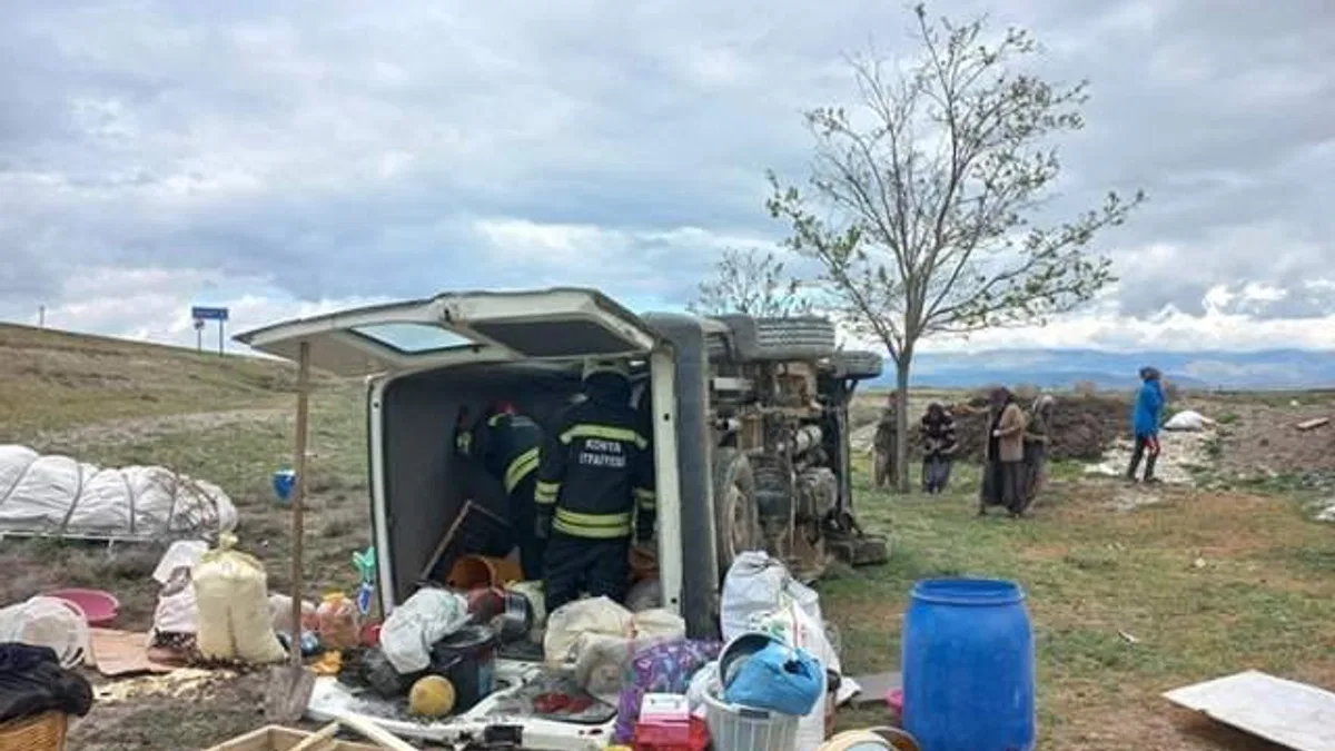 Devrilen minibüsteki 12 tarım işçisi yaralandı