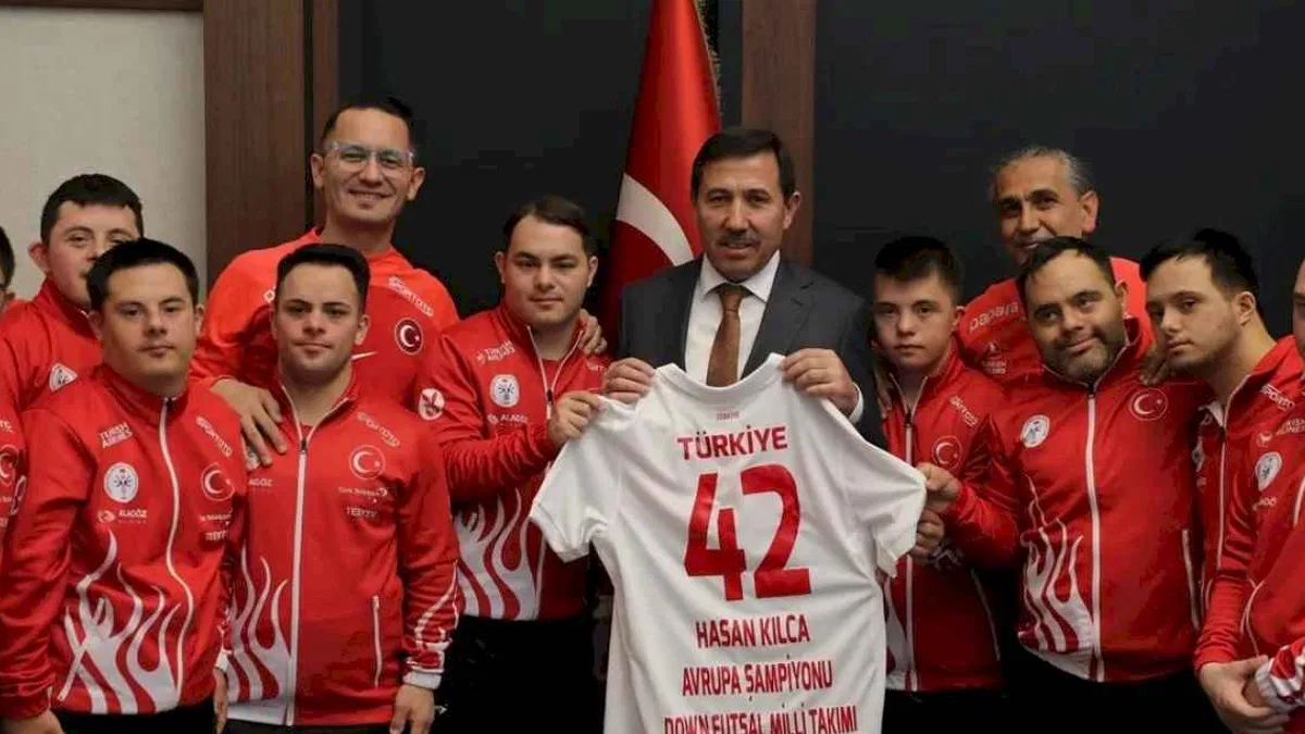 Özel sporculardan Karatay'a ziyaret
