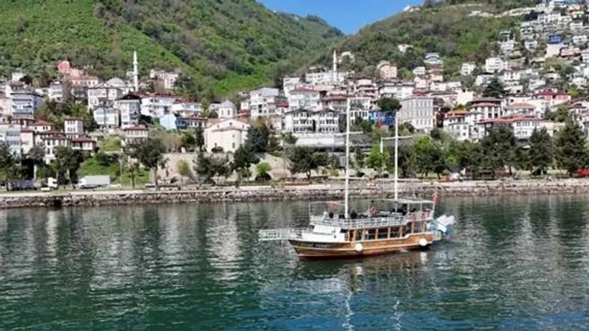 Kuzey Yıldızı Teknesi ile keyifli gezinti