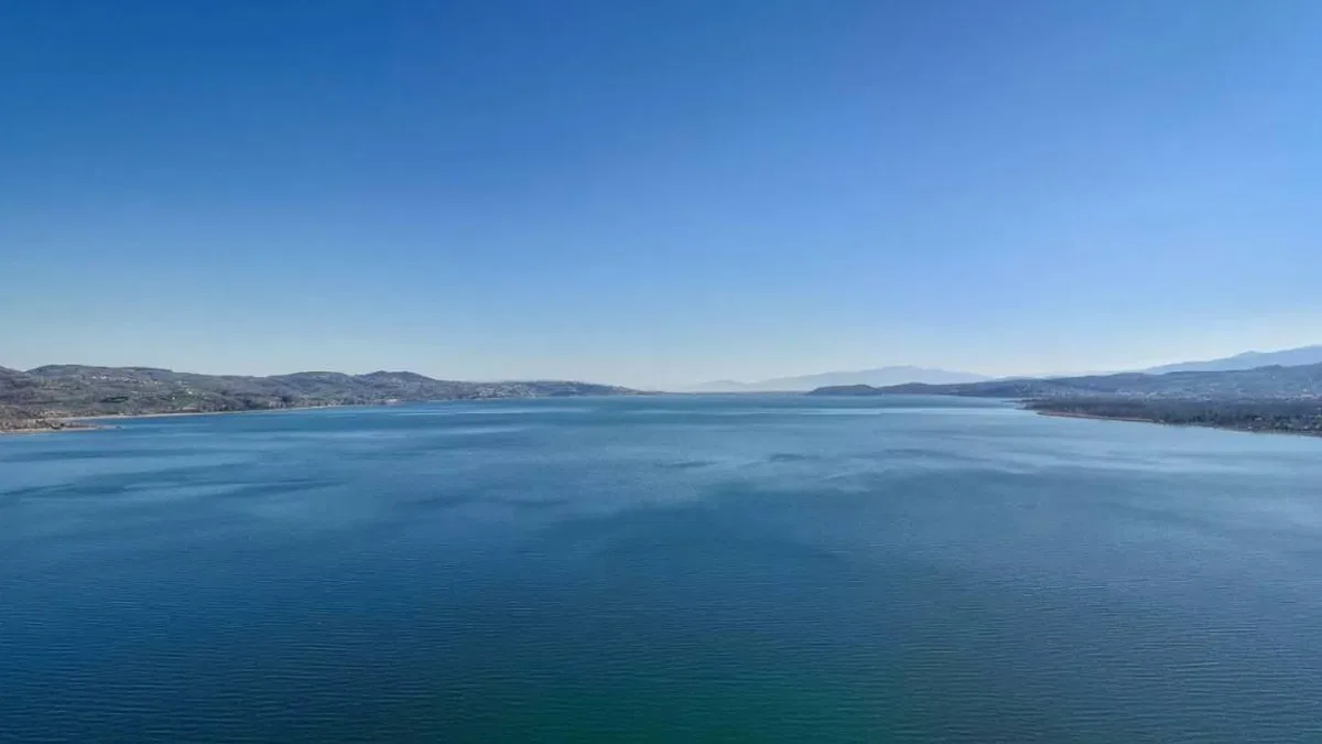 Sapanca Gölü'nün su seviyesi 30 santimetre yükseldi