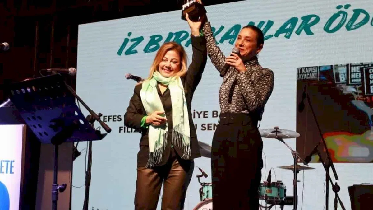 İzmir Efes Selçuk'a 'Direnişin İz'i ödülü