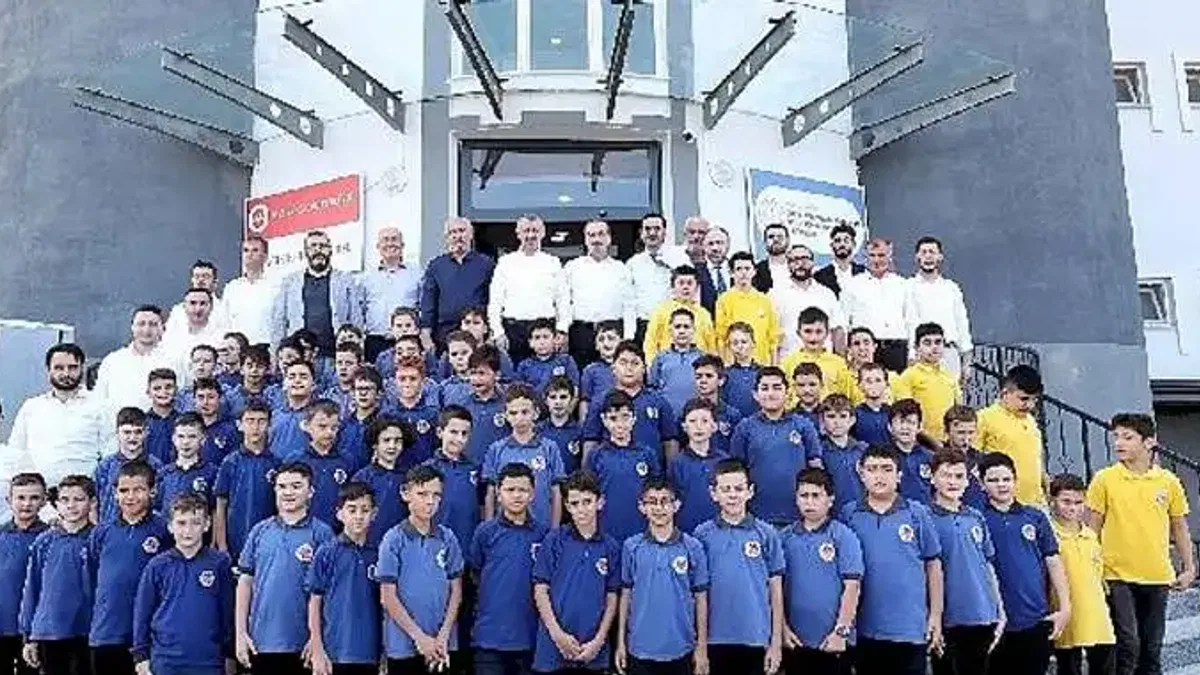 Başkan Büyükakın'dan Okul Yaptıran Hayırseverlere Teşekkür