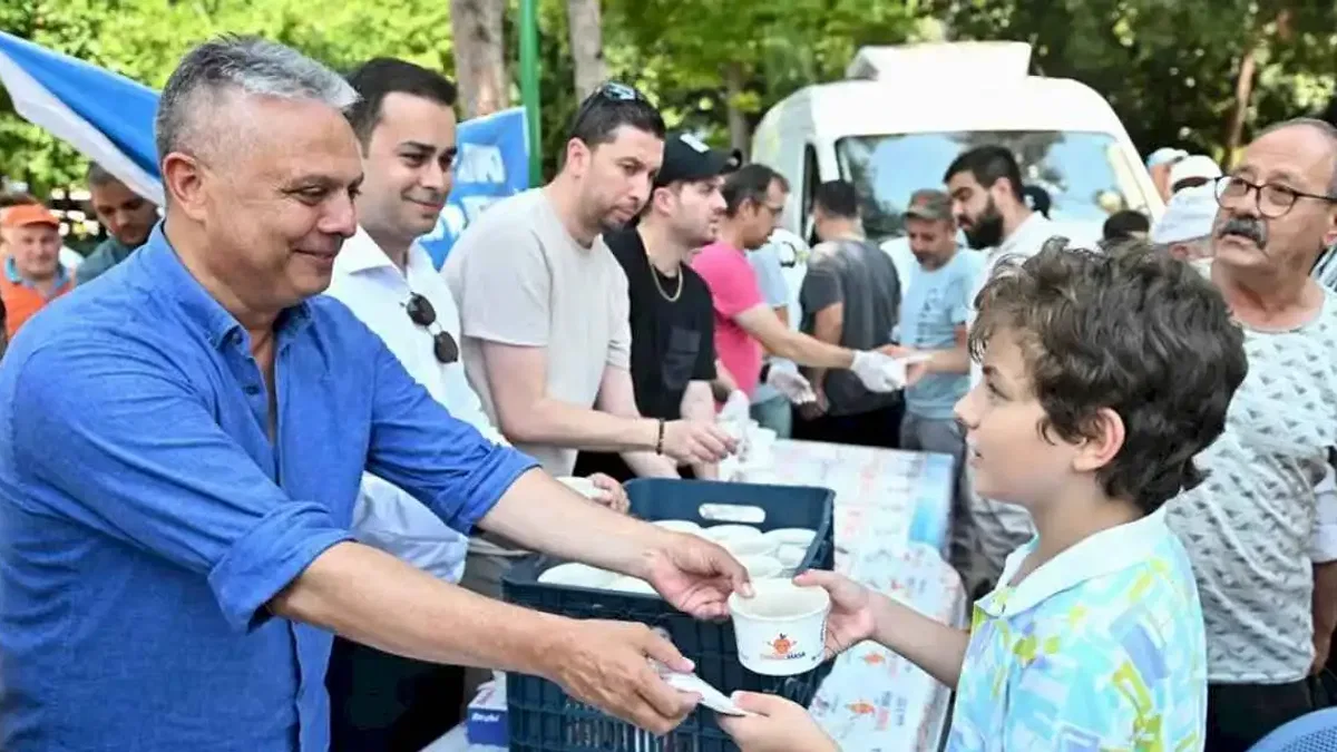 Muratpaşa’dan aşure ikramı