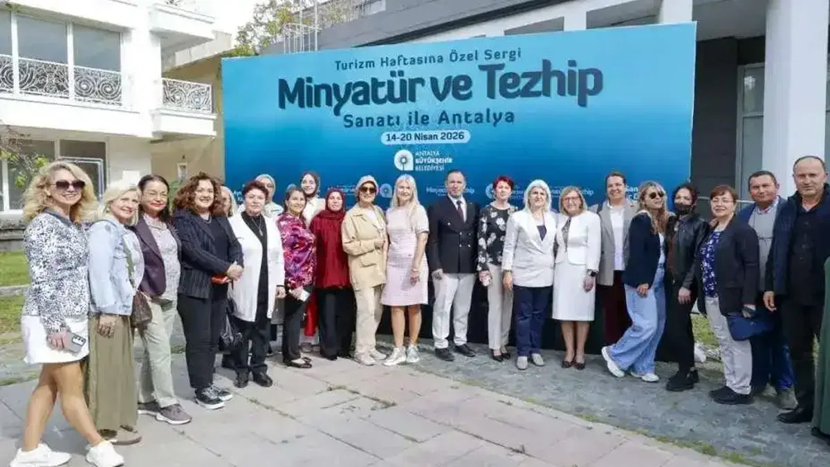 Antalya'da 'Minyatür ve tezhip sanatı ile Antalya sergisi' açıldı