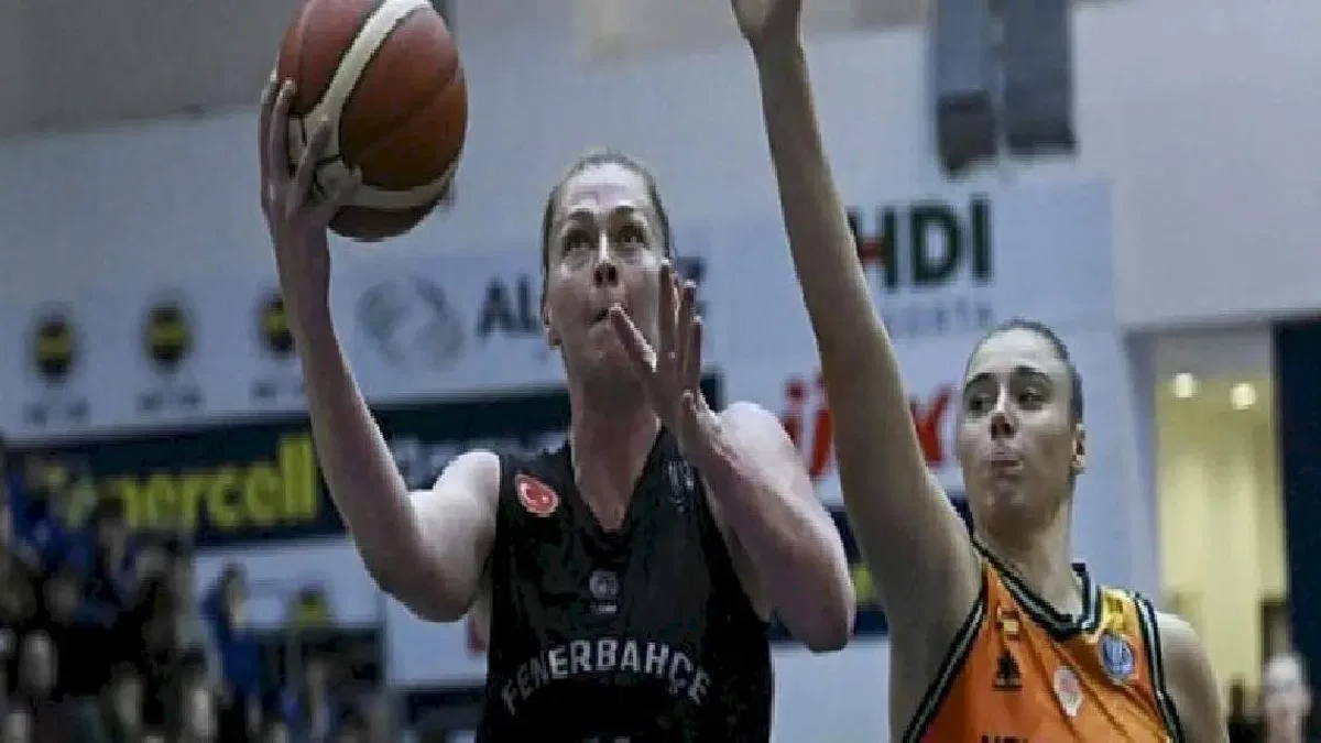 Fenerbahçe Alagöz Holding 93-61 Valencia Basket (MAÇ SONUCU - ÖZET) F.Bahçe gruptan lider çıktı!