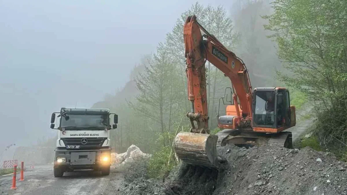 Sakarya'dan heyelan bölgesine anında müdahale