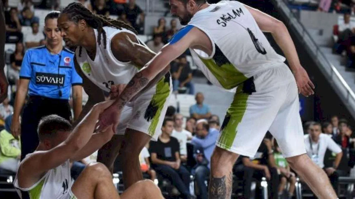 Potanın Tarzanları zirveden kopmuyor