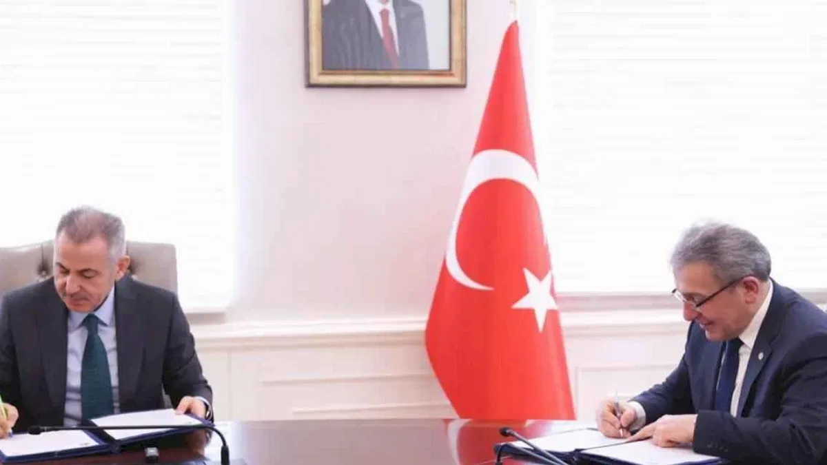 DEÜ ve İzmir Valiliğinden aileyi güçlendirecek iş birliği