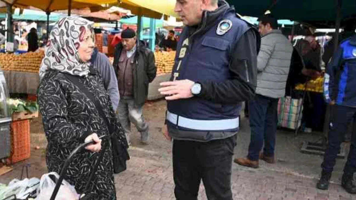 Manisa’da Perşembe Pazarı’na ‘Hoş Geldin Masası'