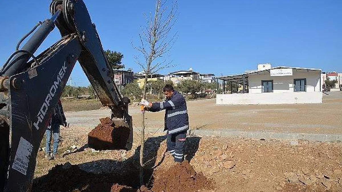 Torbalı Belediyesi yeşile doymuyor