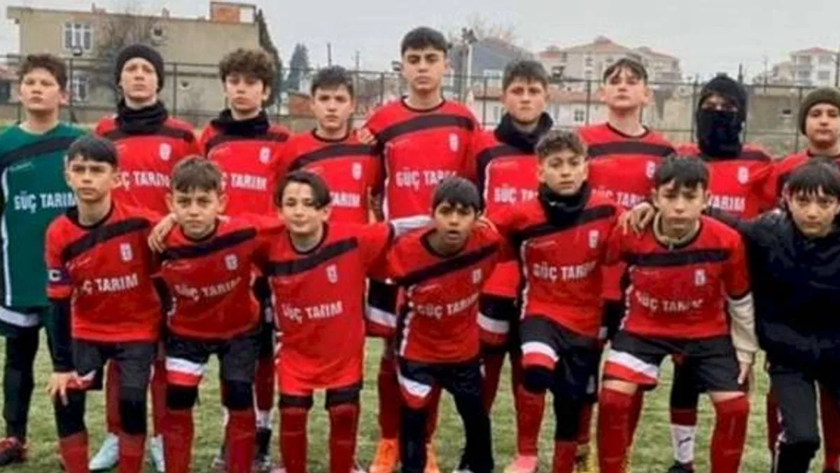 Keşan Gençlerbirliği gol oldu yağdı: 17-1