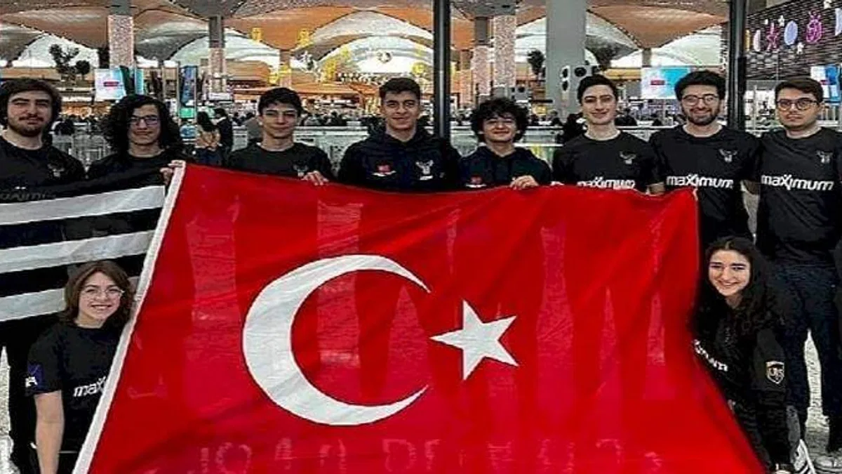 Beşiktaş Rsports dünya şampiyonasında 3. oldu