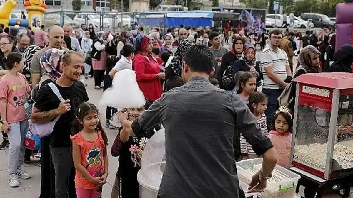 Çocuk Şenliği Renkli Görüntülere Sahne Oldu