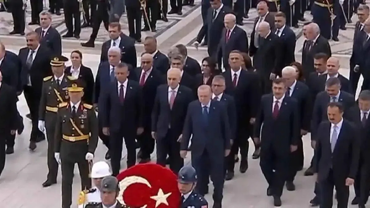 Büyük Zafer'in 104. yıl dönümünde devlet erkanı Anıtkabir'de