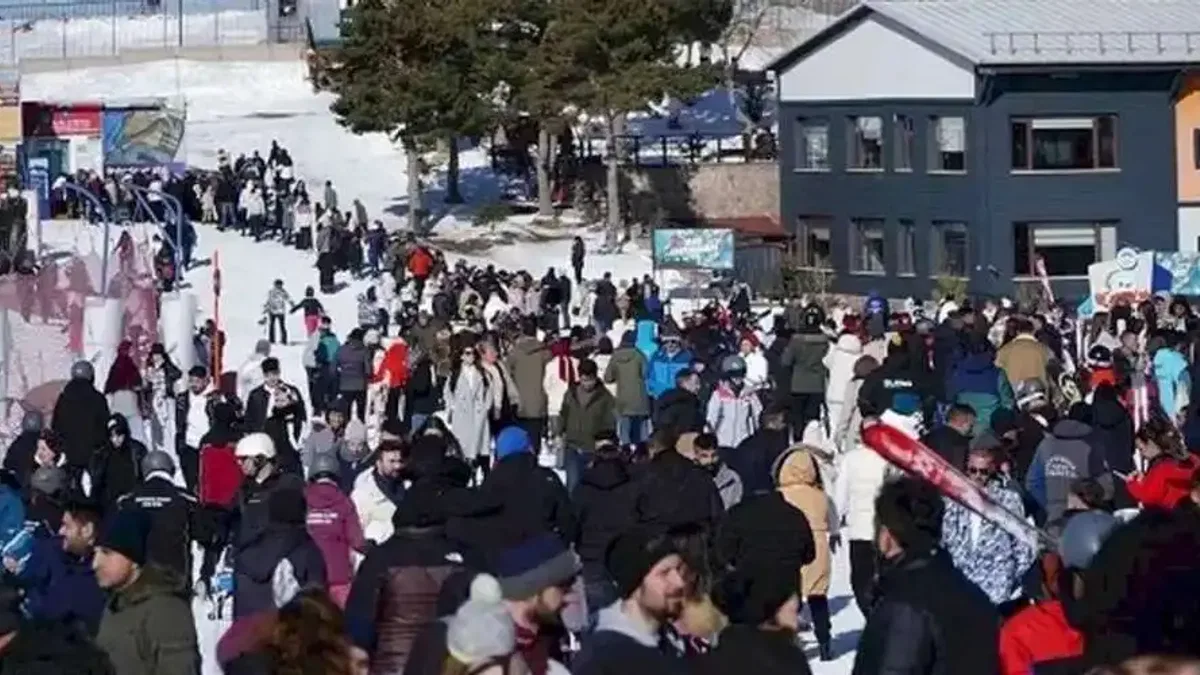 Kayseri Erciyes'e hafta sonu turist akını