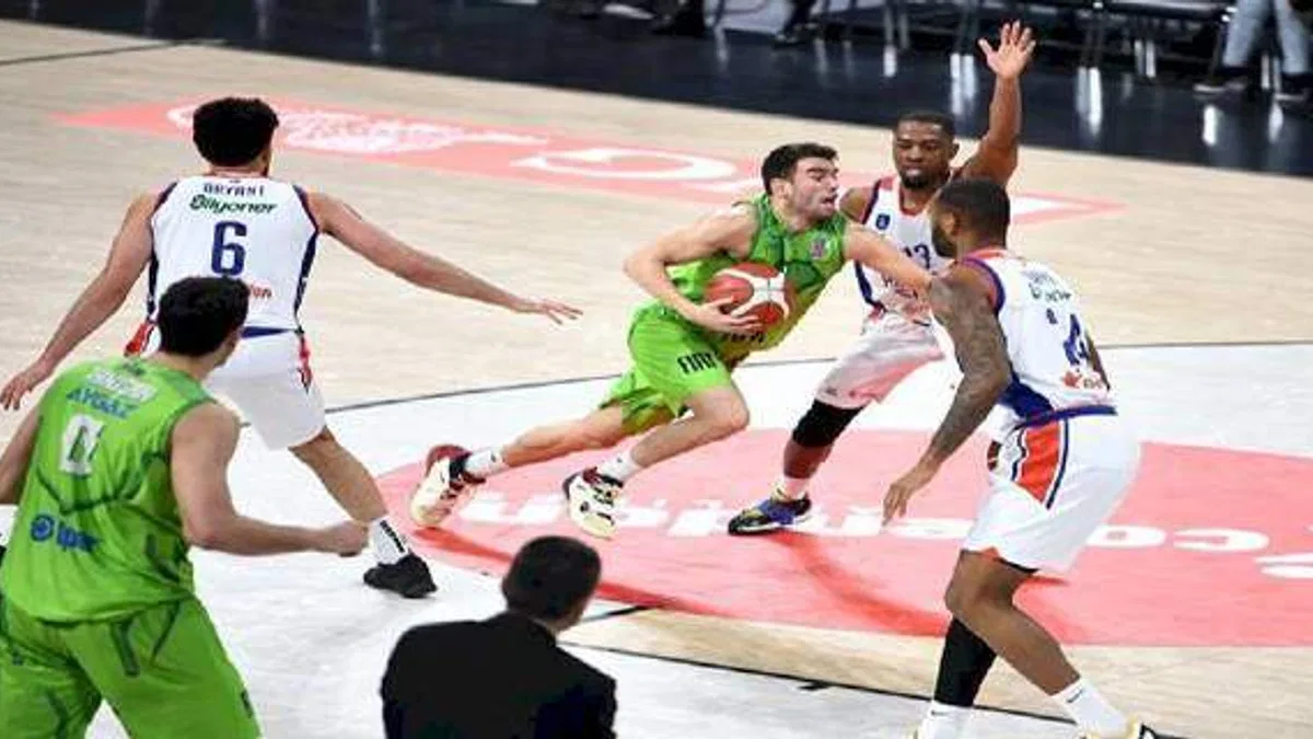 TOFAŞ Anadolu Efes'i ağırlıyor
