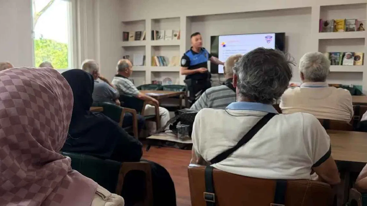 Kocaeli'de ‘Saygınlar’a dijital güvenlik bilinci