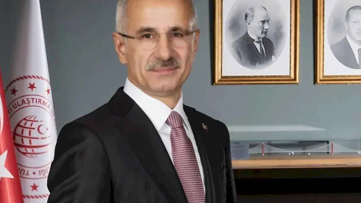 Bakan Uraloğlu Alanya’da gazetecilerle buluşacak, Gazipaşa Marina’yı açacak