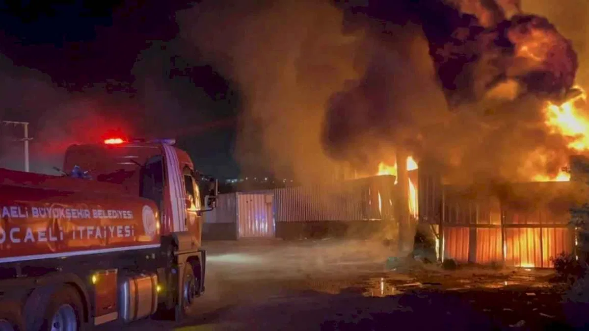 Kocaeli İtfaiyesi'nden 11 bin 980 olaya müdahale