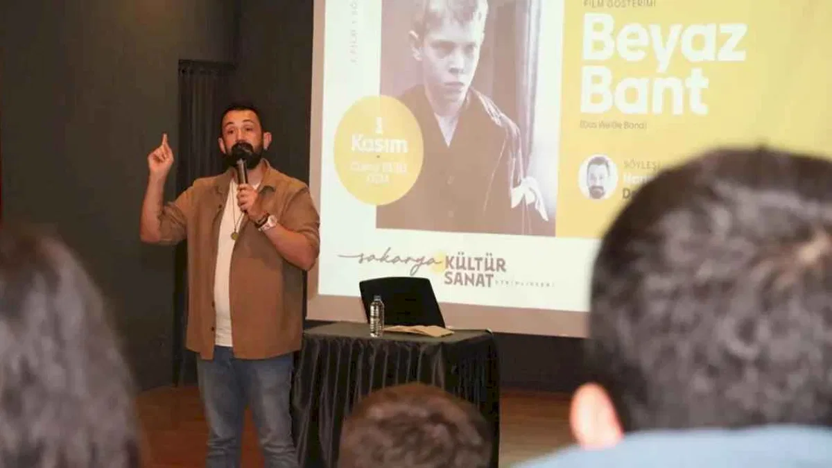 Sakarya'nın Kasım etkinlikleri film gösterisi ile başladı