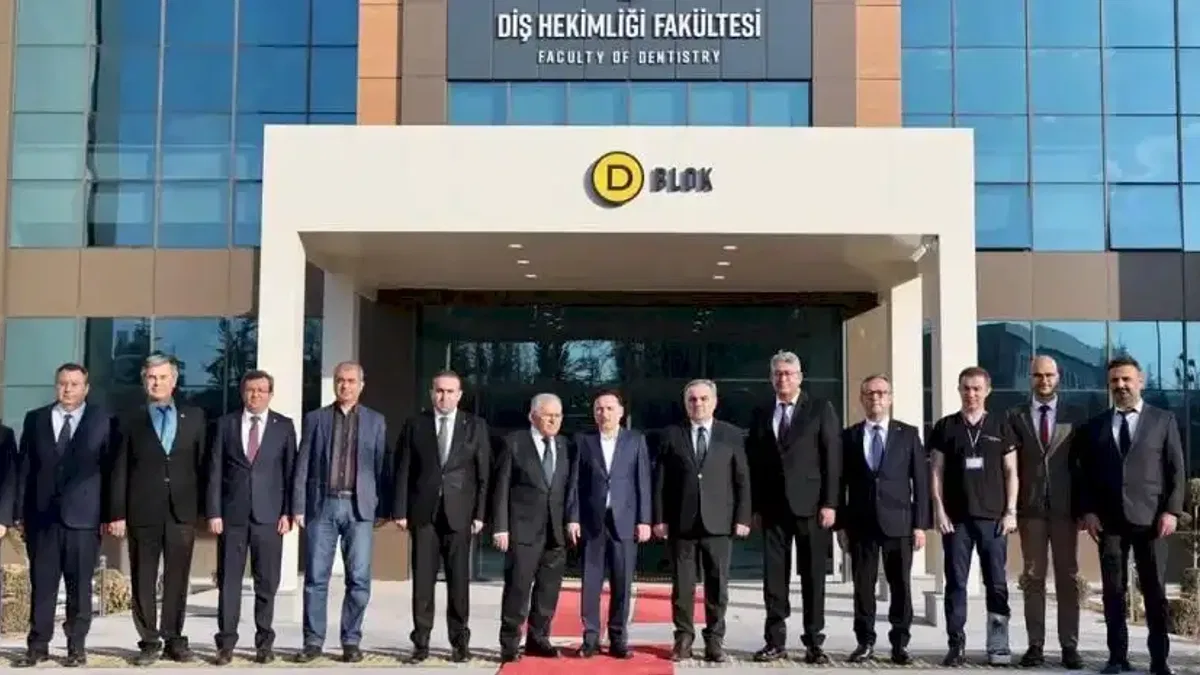 ERÜ Diş Hastanesi yeni binasında ilk hastalarını aldı