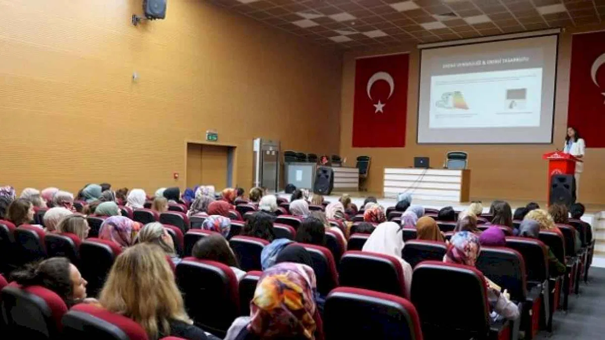Uludağ Elektrik tüketicilere tasarruf bilinci aşılıyor
