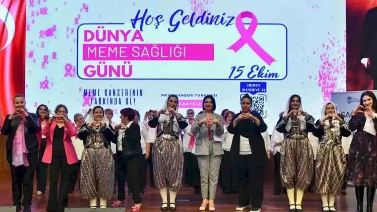 Başkentte pembe ışıklar meme sağlığı için yandı