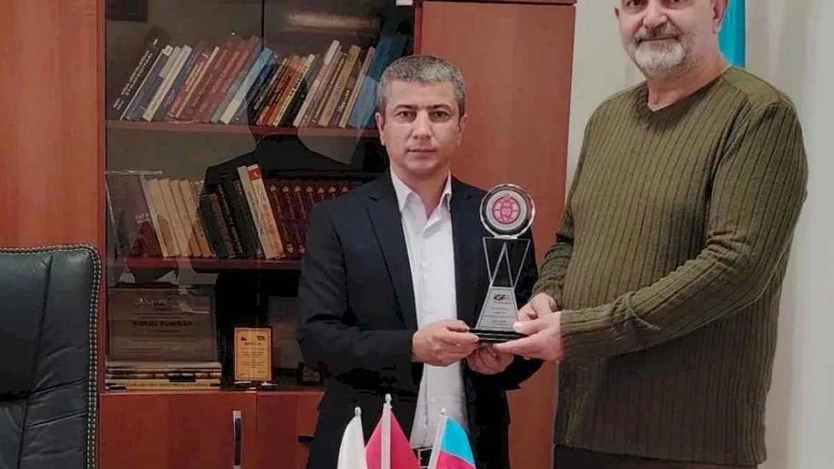 Azerbaycan'da İGF'nin bayrağı Ali Zülfükaroğlu'na emanet