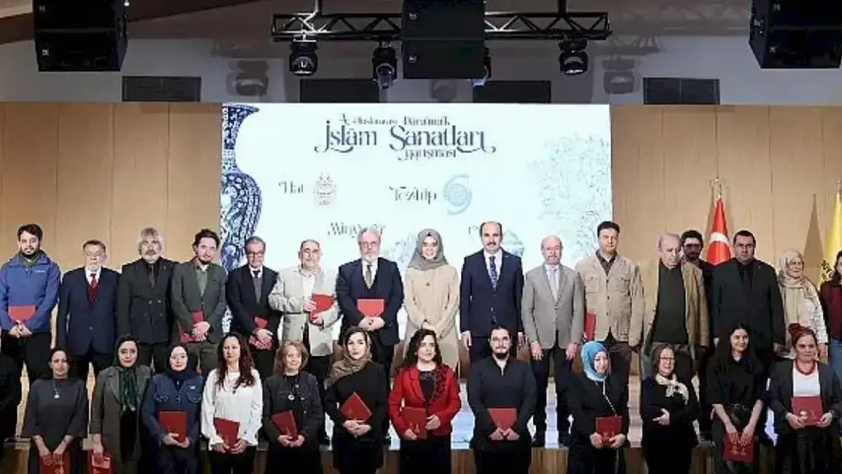 Başkan Altay: "İnsanlığın Mirası Olan Geleneksel Sanatların Yaşatılması Bizlere Bırakılan Bir Görevdir"
