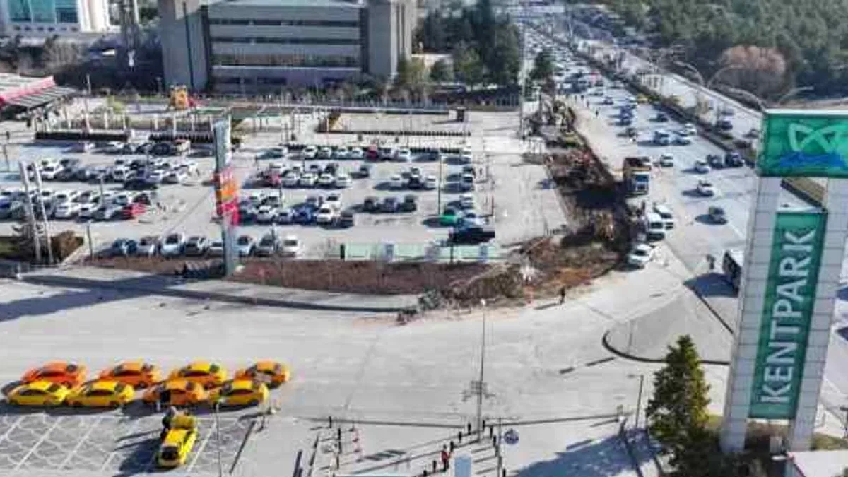 Başkentte AVM çıkışlarına trafik düzenlemesi