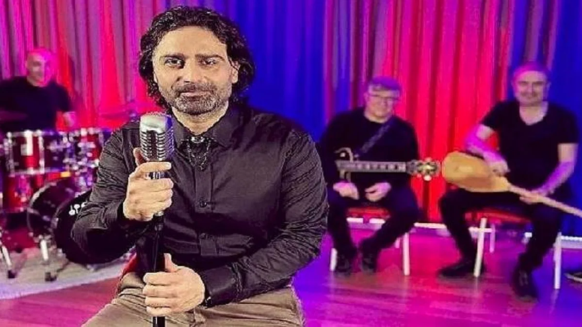 Zülfü Livaneli'den Ahmet Gültekin'e "Kan Çiçekleri" desteği