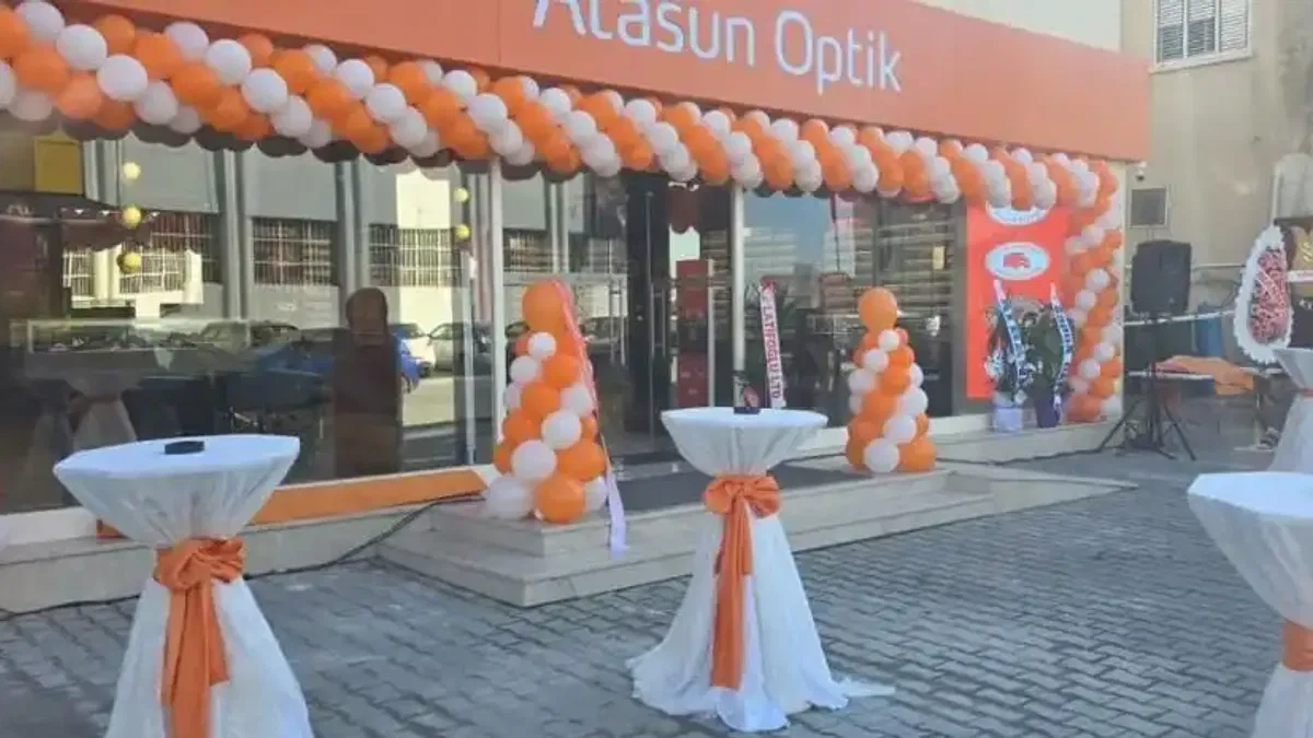 Atasun Optik Büyümesini Sınır Ötesine Taşıdı