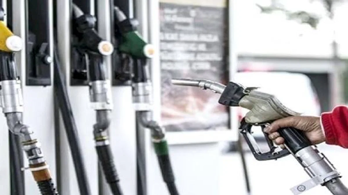Benzine bir indirim daha geliyor!