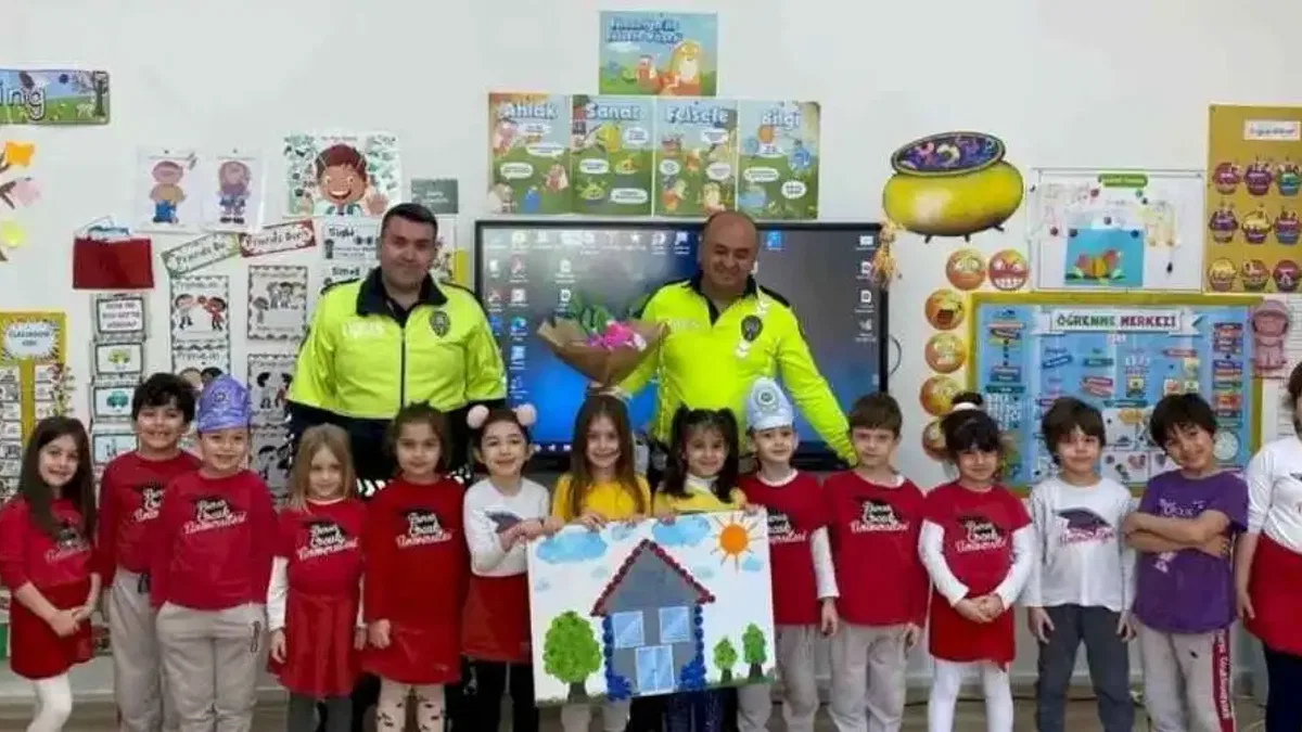 Bursa Gemlik’te miniklere trafik bilinci aşılandı