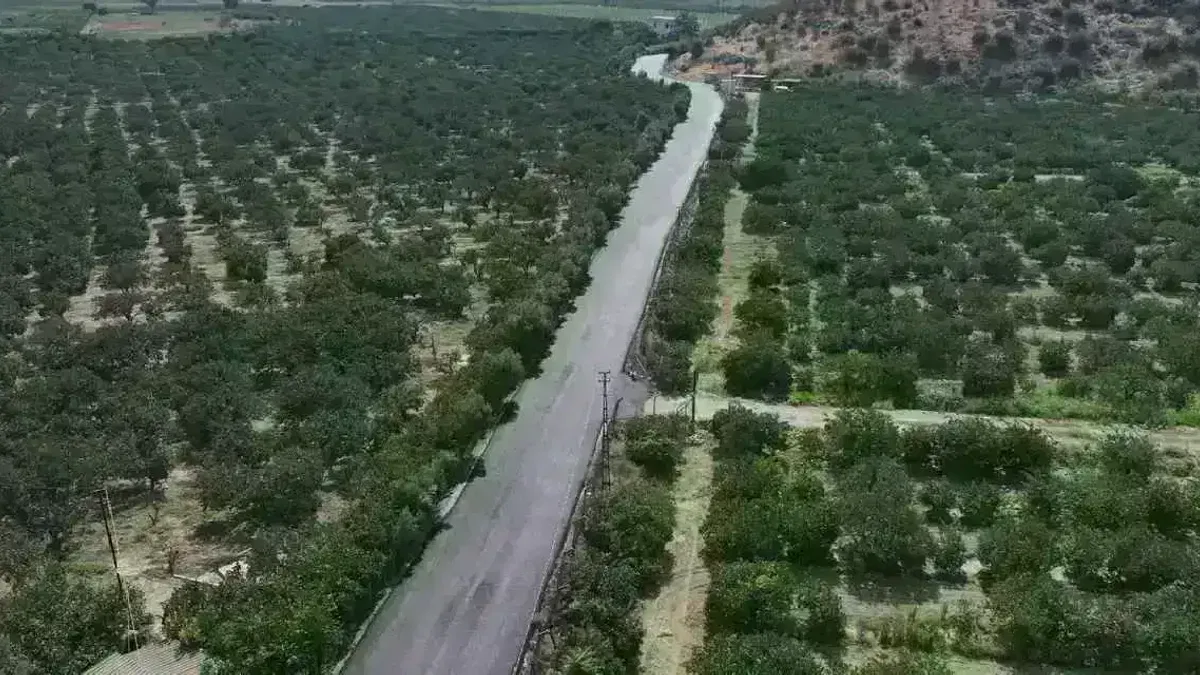 İzmir Efes Selçuk’ta yollar yenileniyor