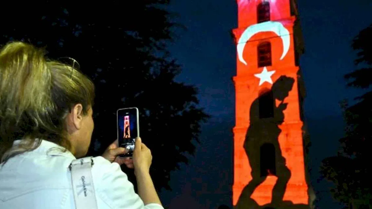 Bursa coşkuyu ruhuna uygun kutladı