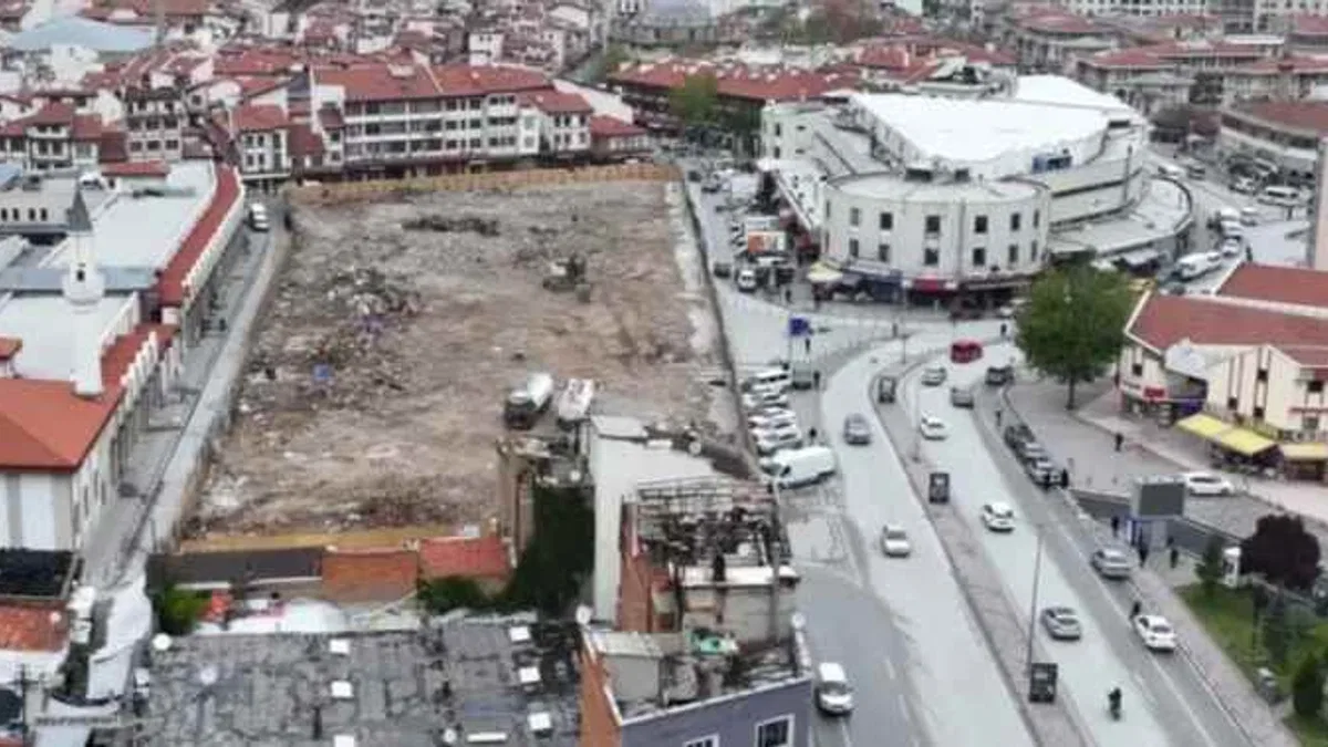 Konya'ya değer katan dönüşümde yıkımlar tamamlandı