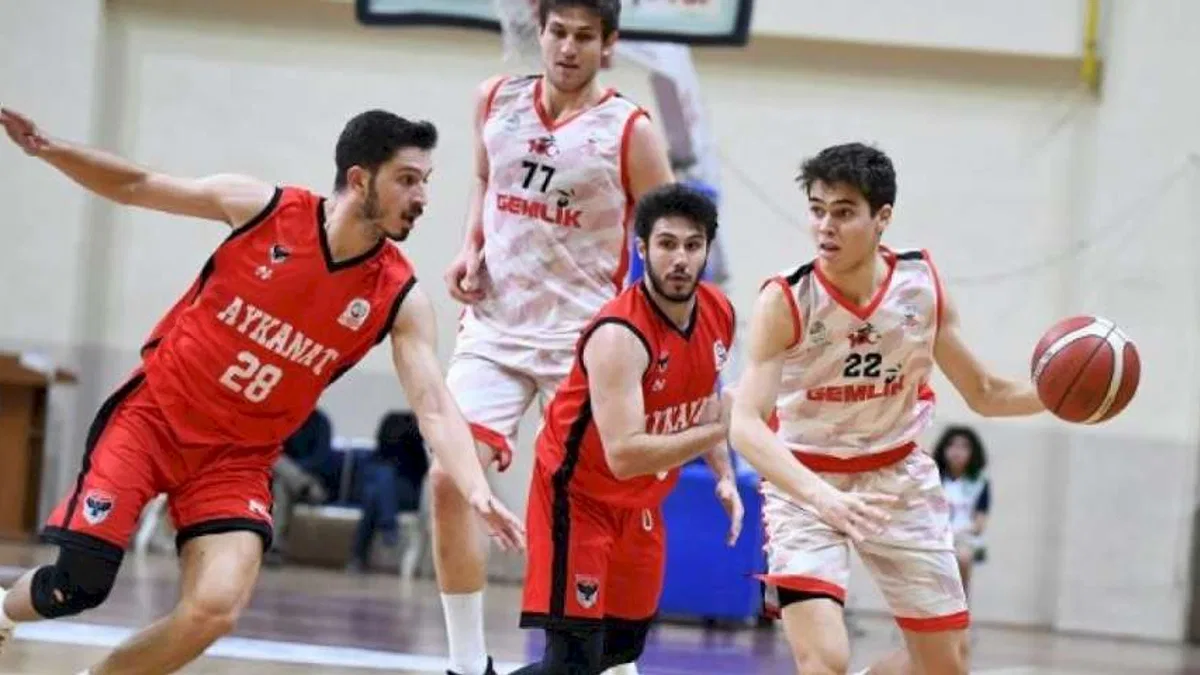 TOFAŞ'ın pilotu Gemlik, Aykanat'ı mağlup etti
