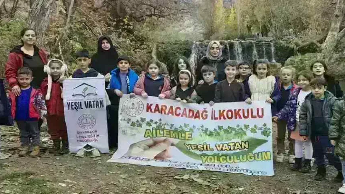 Minik yüreklerden Yeşil Vatana büyük katkı