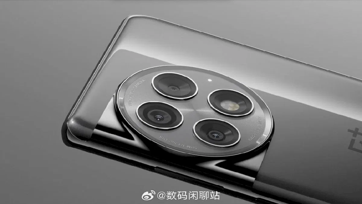 OnePlus Ace 2 Pro, Gümüş Renk Seçeneğiyle Ortaya Çıktı