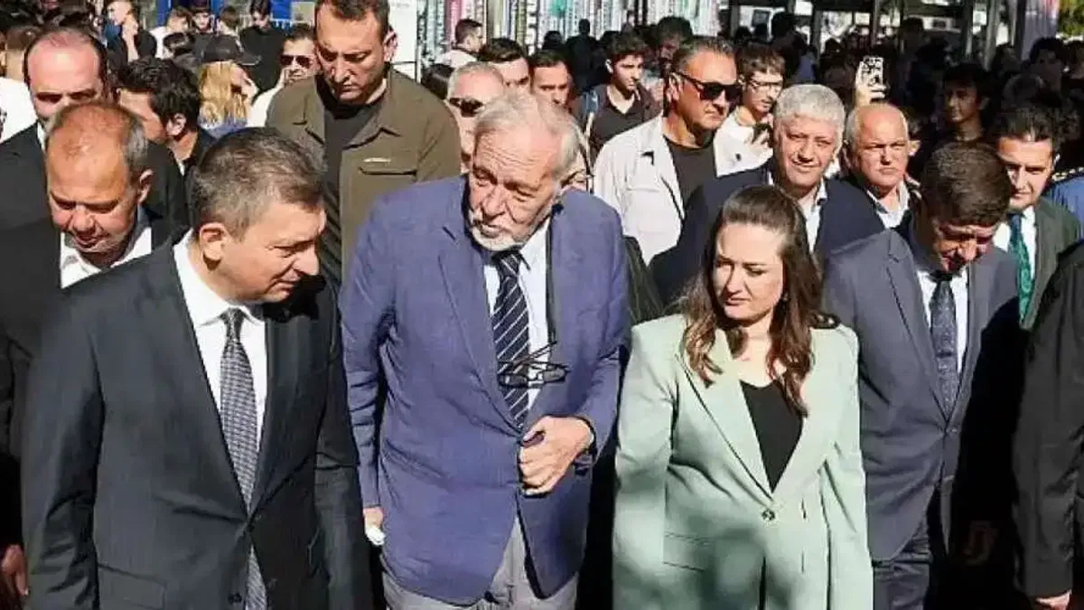 14. Antalya Kitap Fuarı kapılarını açtı