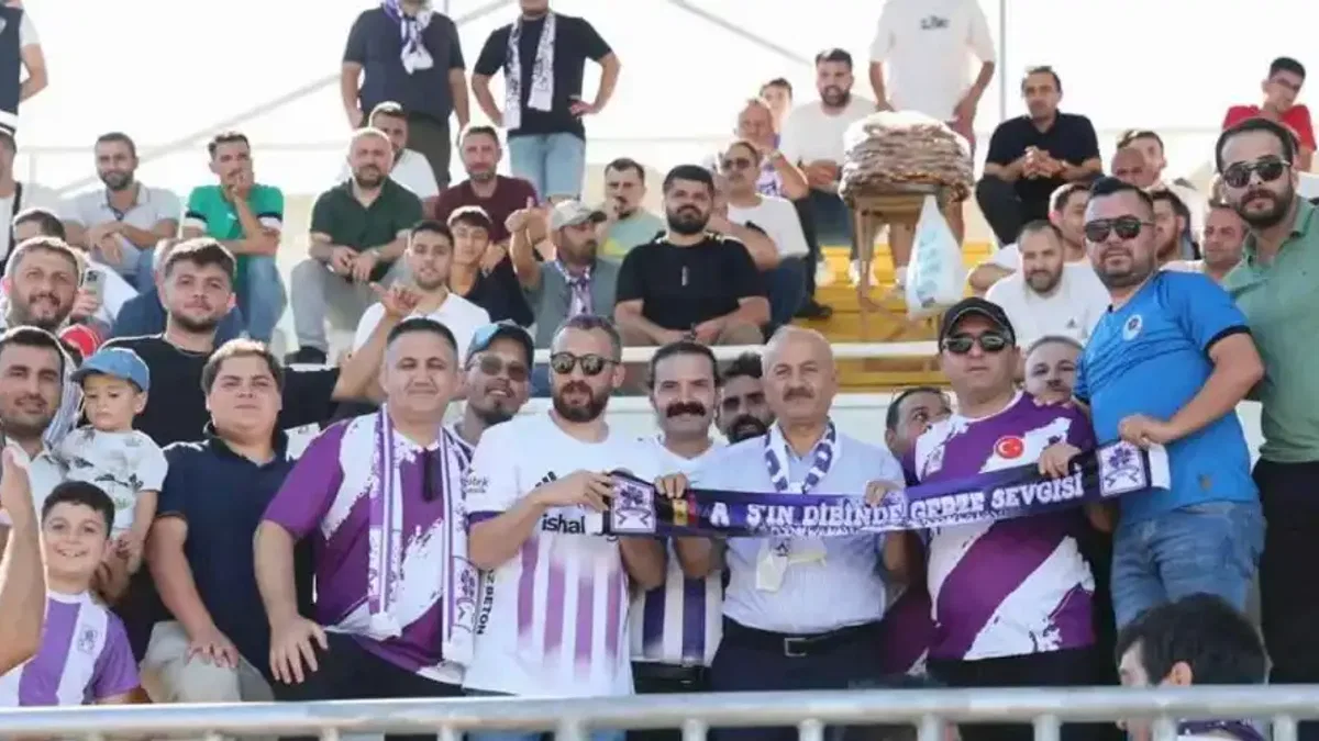 Gebzespor lige fırtına gibi girdi