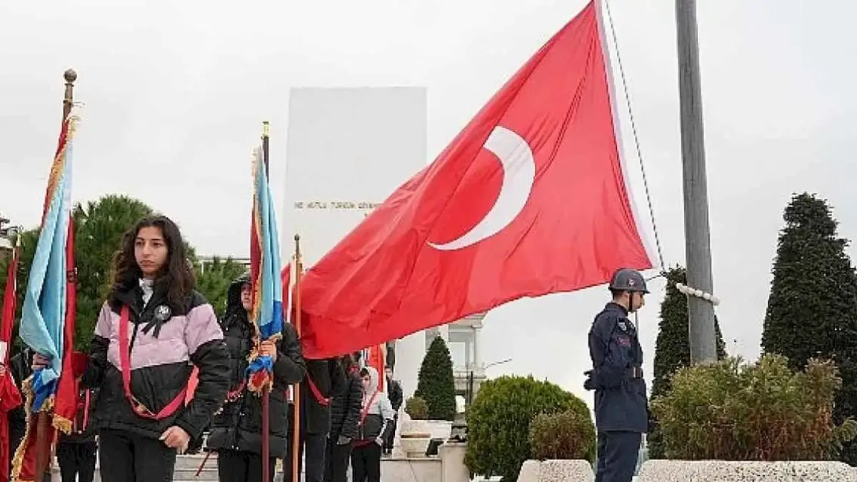 Ulu Önder Mustafa Kemal Atatürk, Vefatının 86. Yıl Dönümünde Üsküdar'da Anıldı